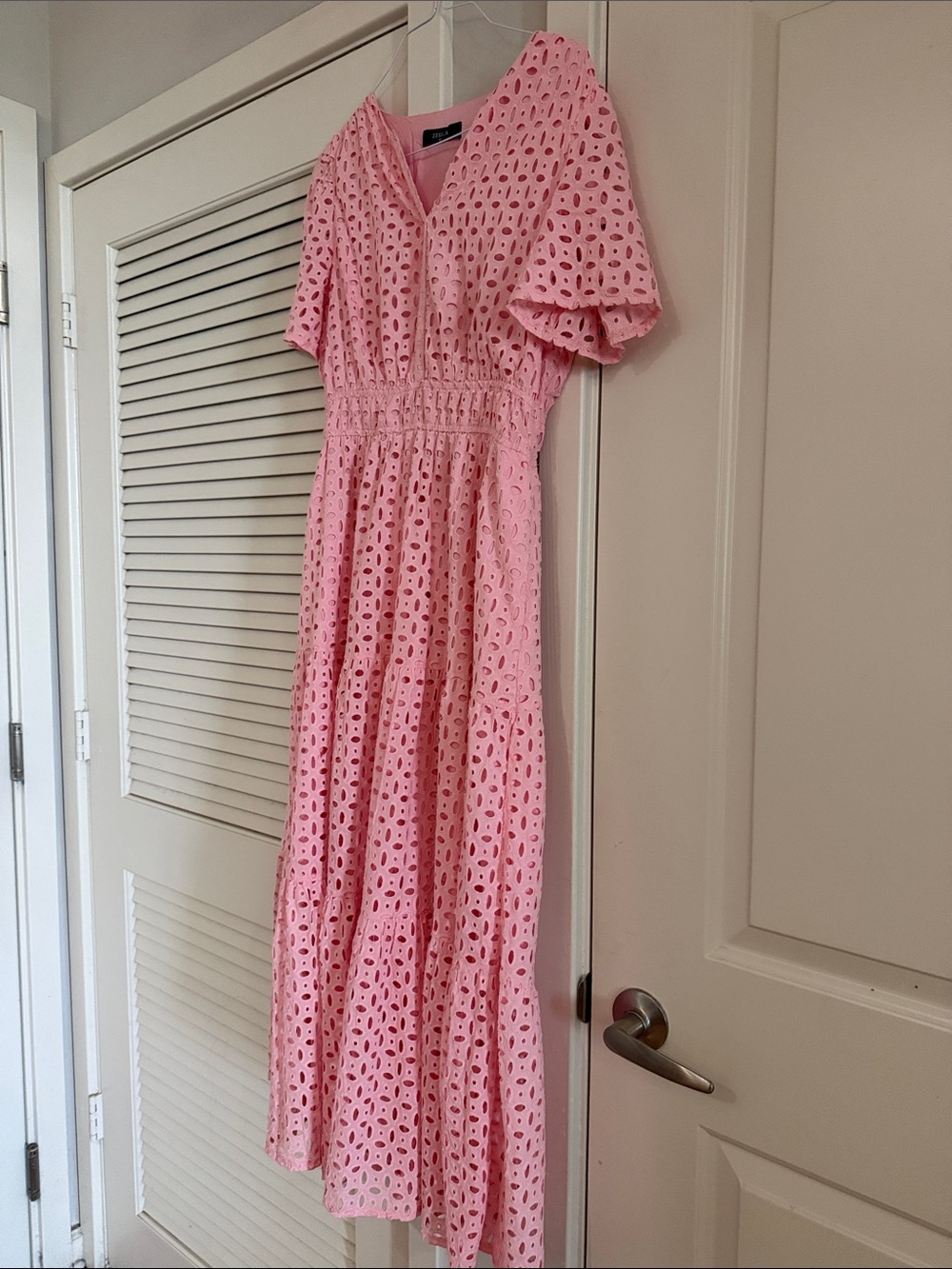 Eyelet Pink Midi Dress with V-Neck by Unbranded - Picture 3 of 6